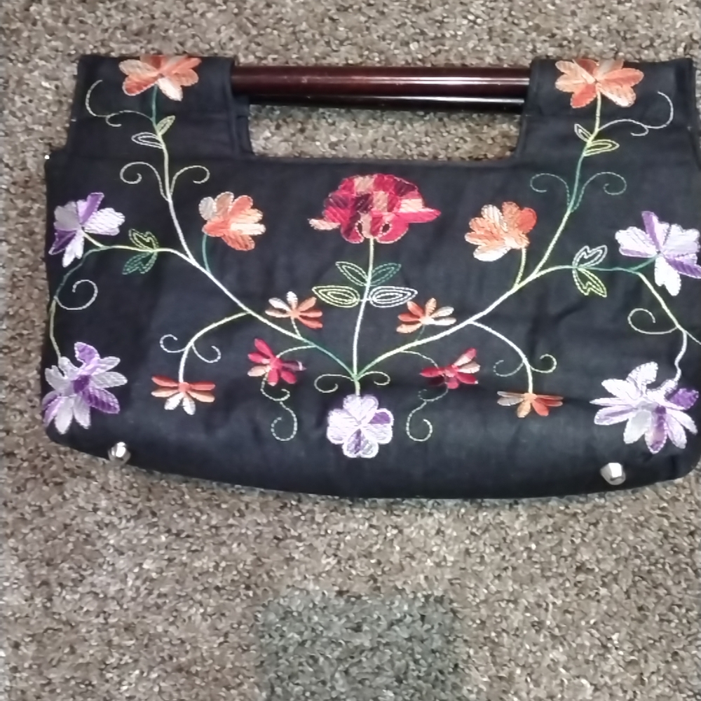 Floral Embroidered Black Handbag
